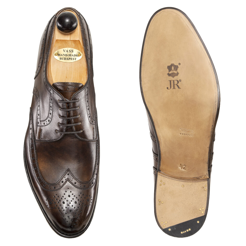 Top view of men’s walnut museum calf Budapest Derby shoe on P2 last with a single leather sole – handmade by Vass Shoes.
