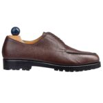Side view-1 of men’s antique cognac scotchgrain Norweger shoe on P last with a vibram sole – handmade by Vass Shoes.
