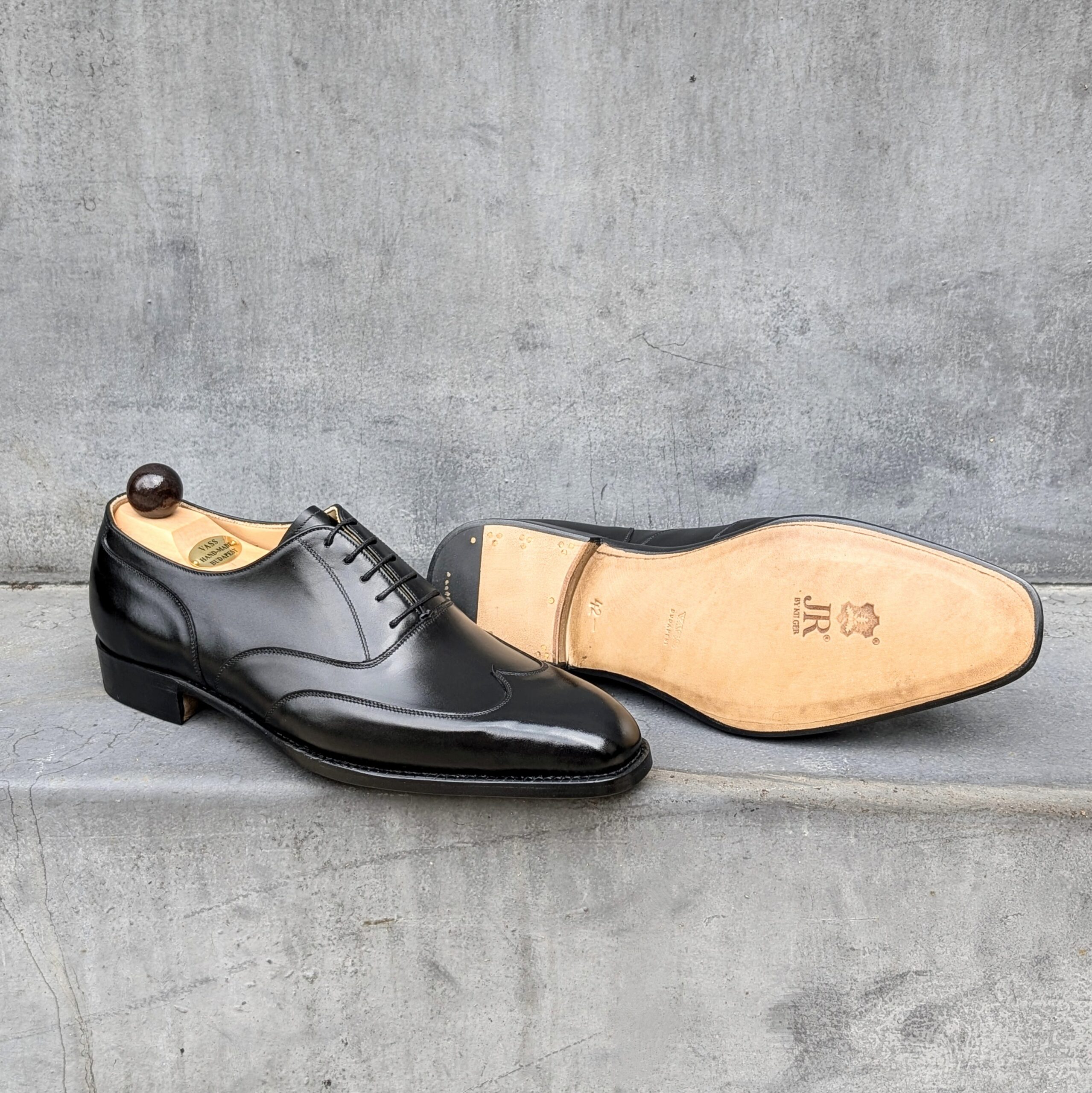 Austerity * U - Vass Shoes
