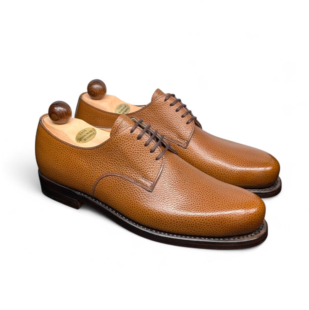 London 5-eyelet * BP<br><span data-src=