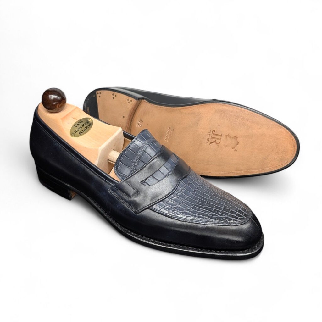 Slipper I * F<br><span data-src=