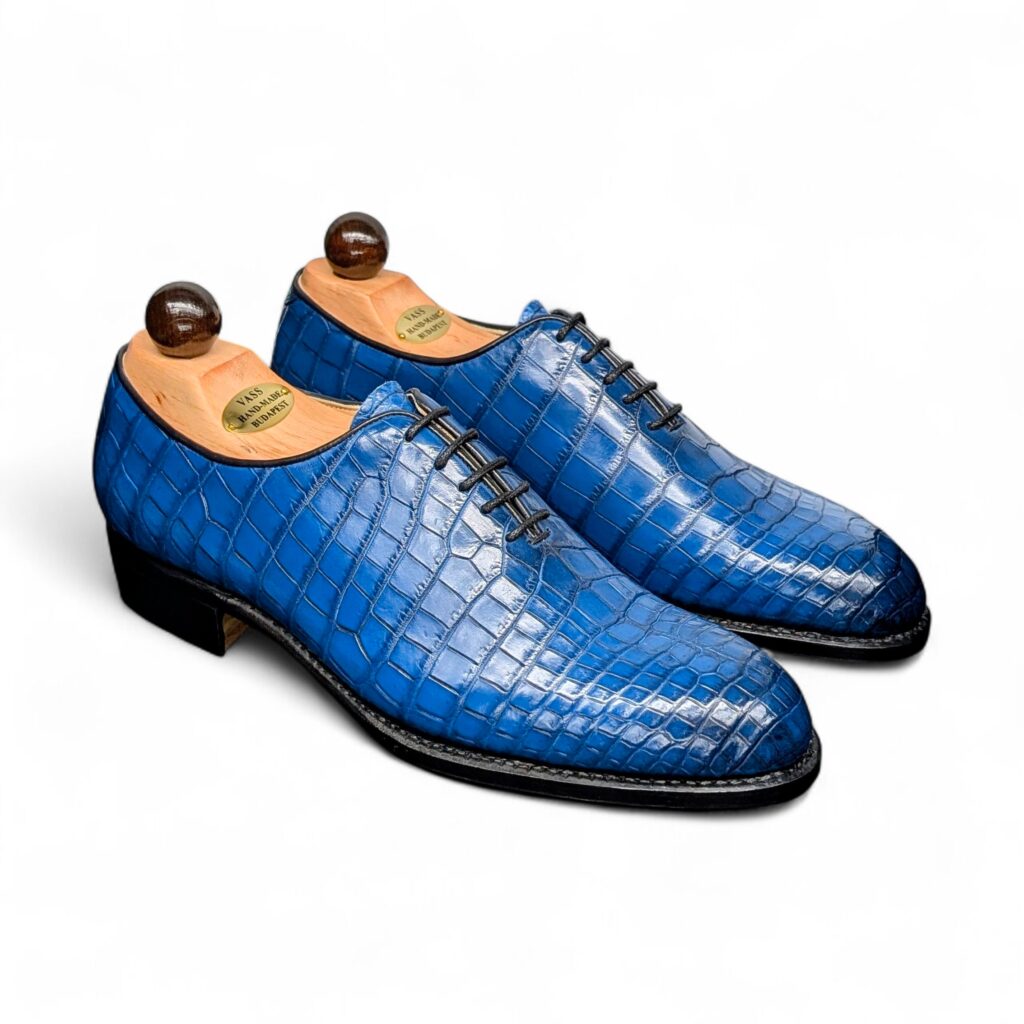 Wholecut 5-eyelet * F<br><span class="egypar-meret">42</span>