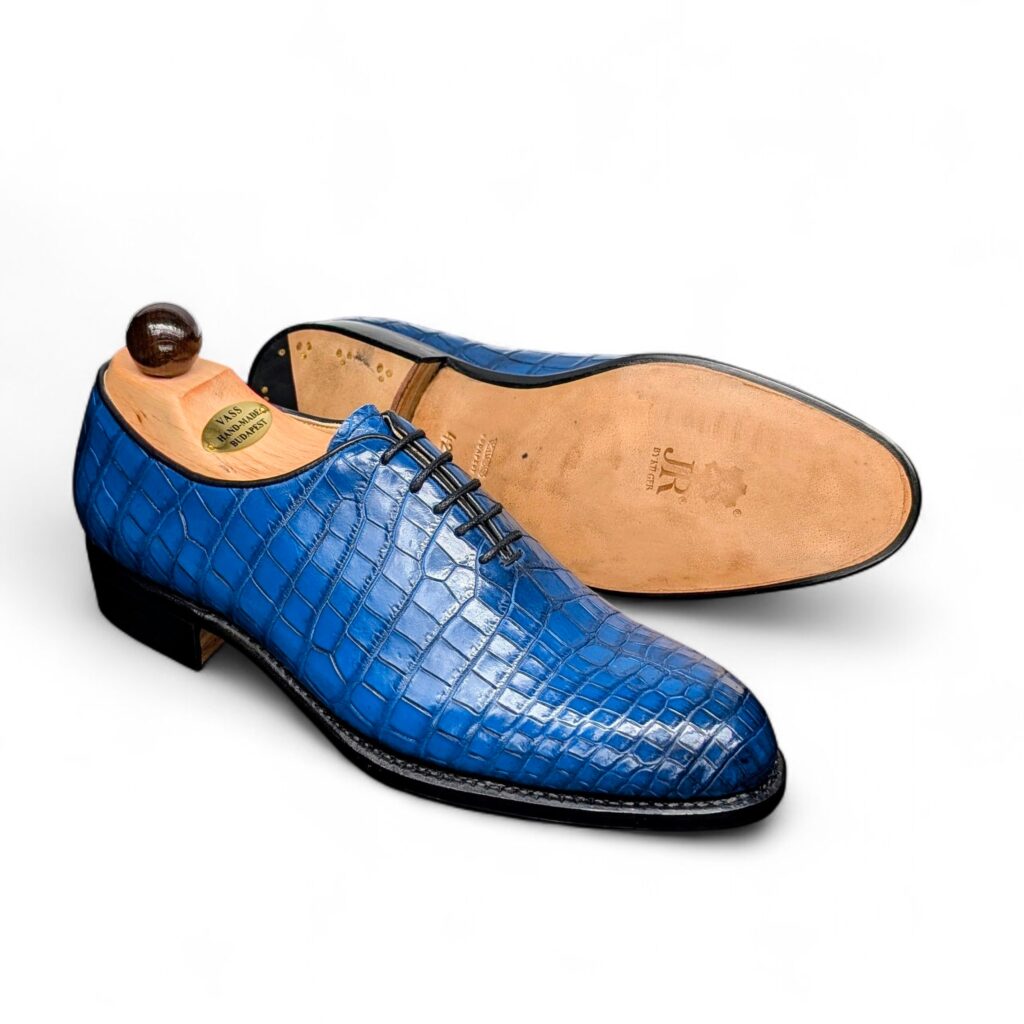 Wholecut 5-eyelet * F<br><span class="egypar-meret">42</span>