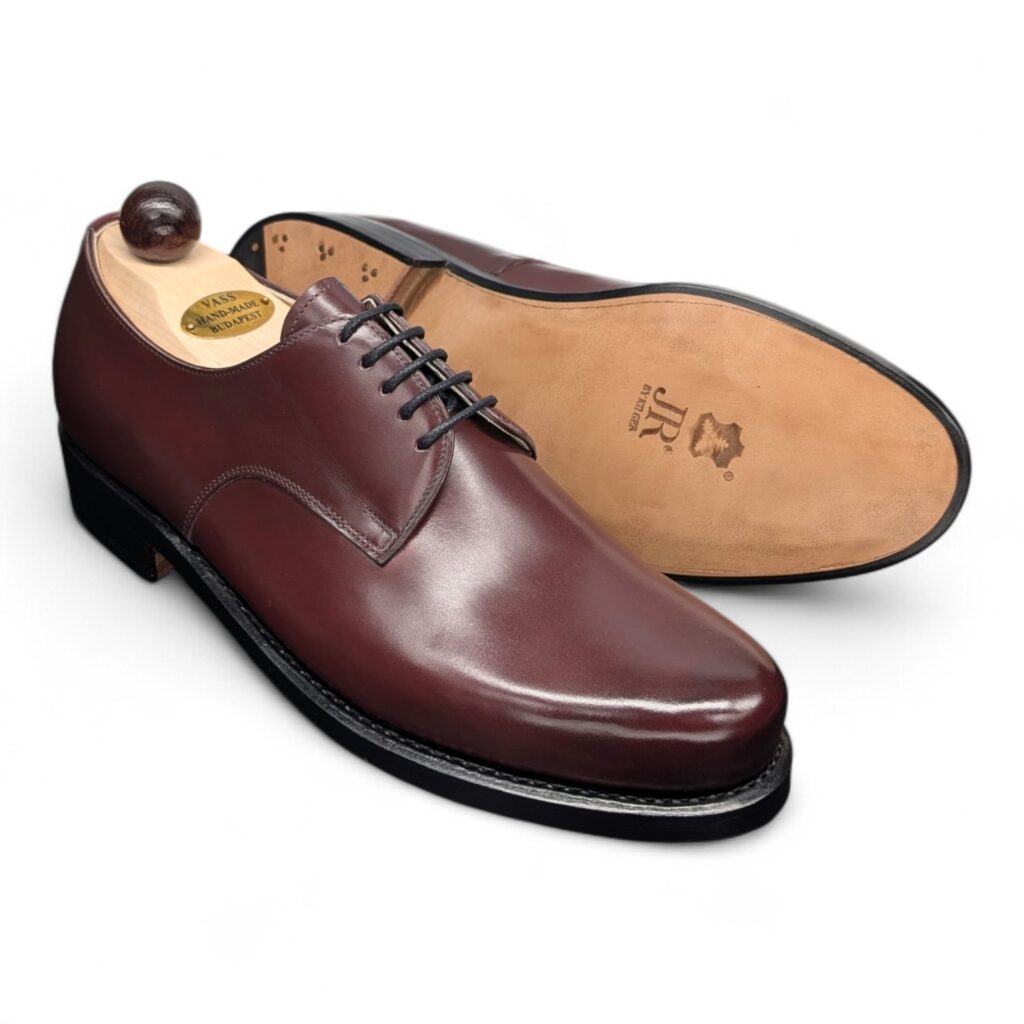 London 5-eyelet * BP<br><span data-src=