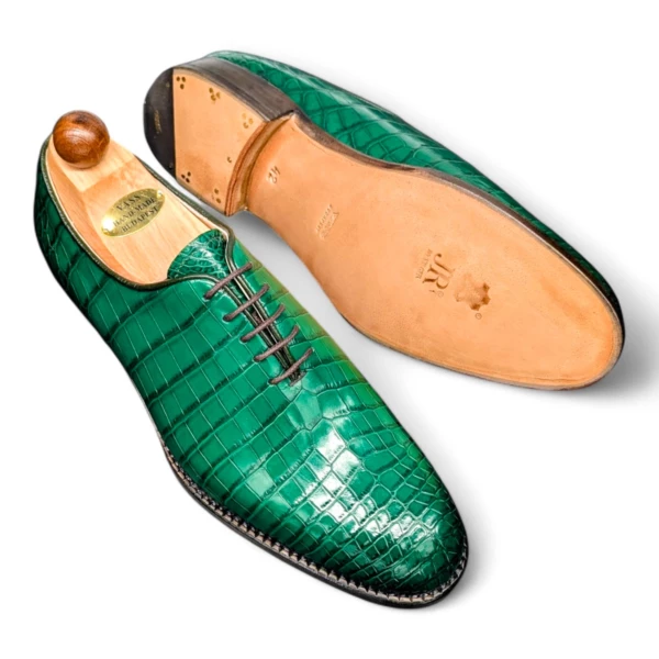 Wholecut 5-eyelet * F - Vass Shoes