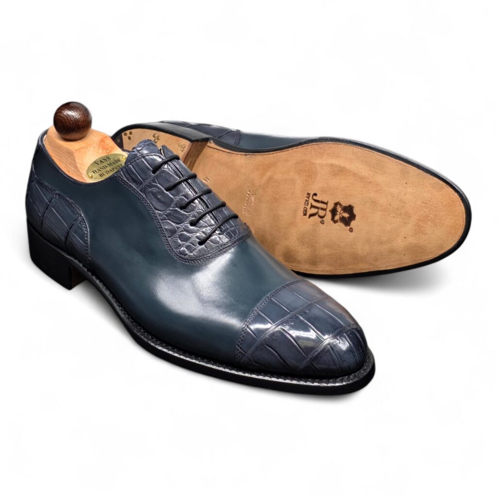 Italian Oxford * F<br><span  </span>