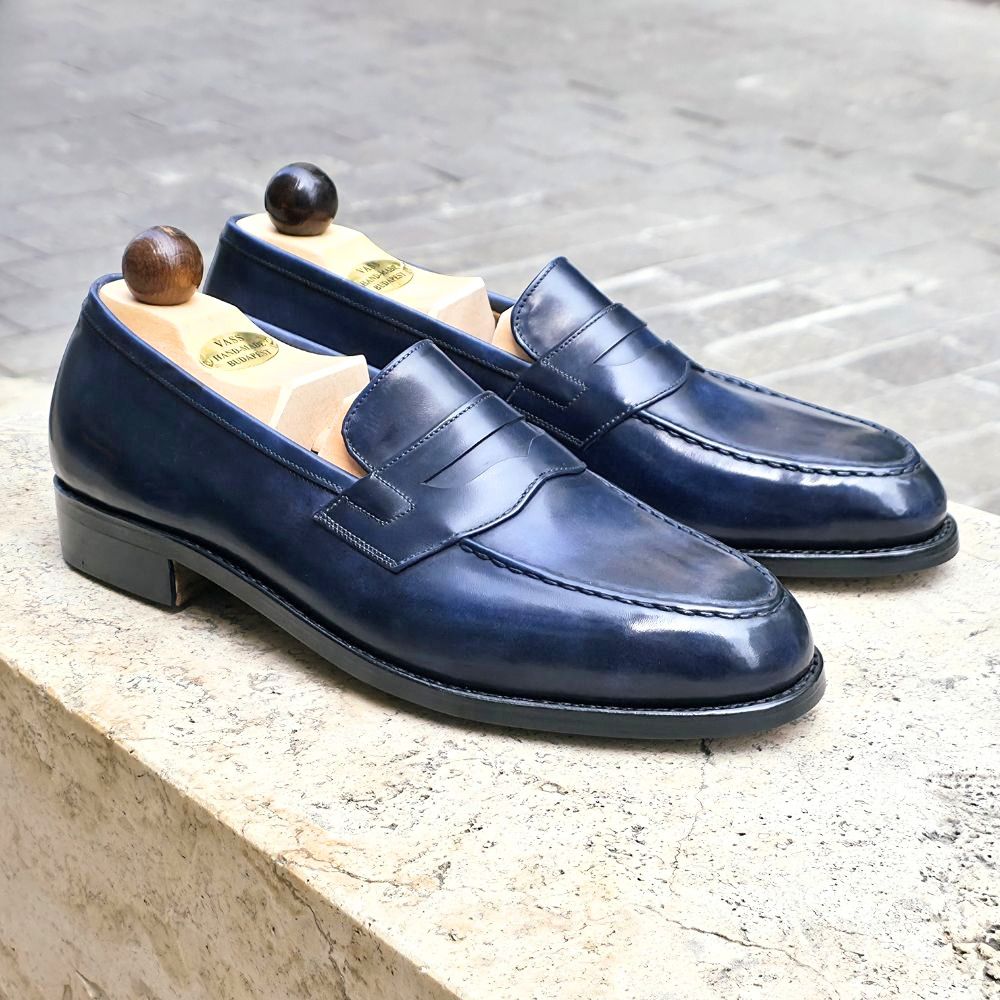 Slipper II * P<br><span data-src=