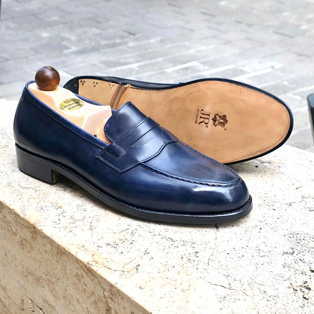 Slipper II * P<br><span data-src=