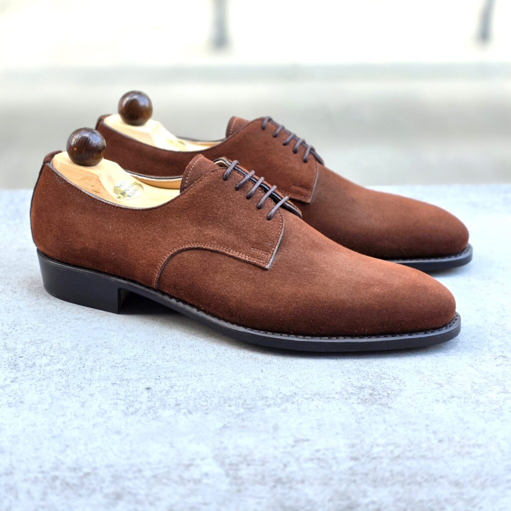 London 5-eyelet* P2<br><span data-src=